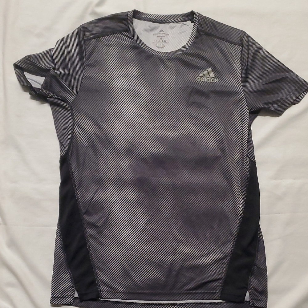 New COOL Adidas Black and Gray Performance Tee